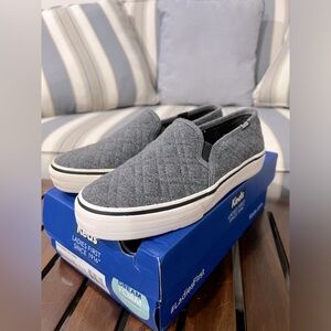 NIB Keds double decker slip on sneakers
